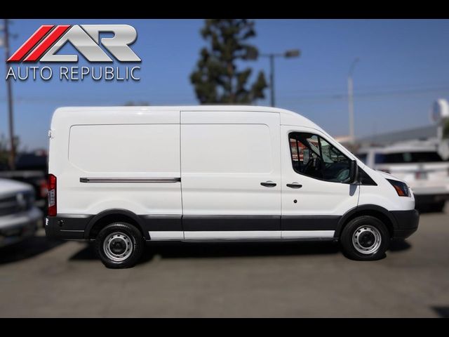 2016 Ford Transit Base