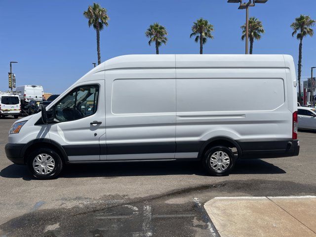 2016 Ford Transit Base