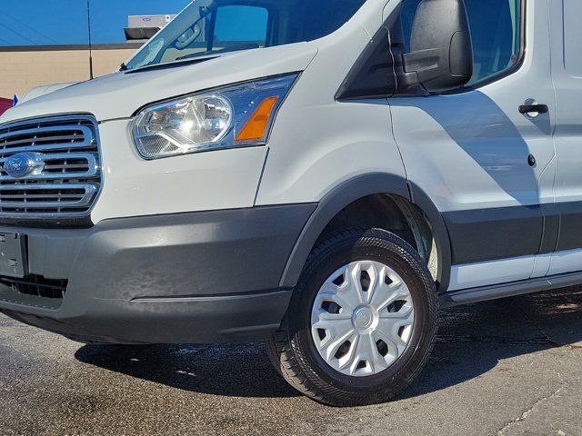 2016 Ford Transit Base