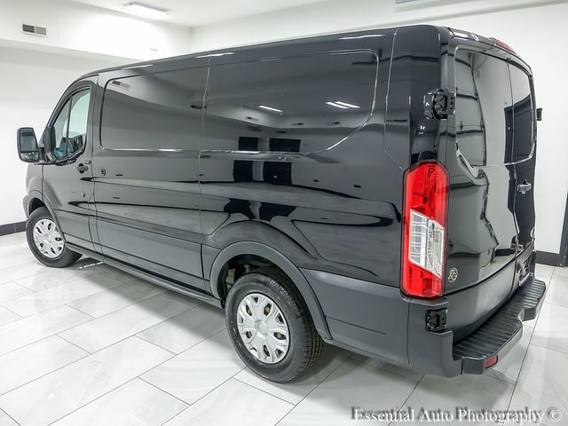 2016 Ford Transit Base