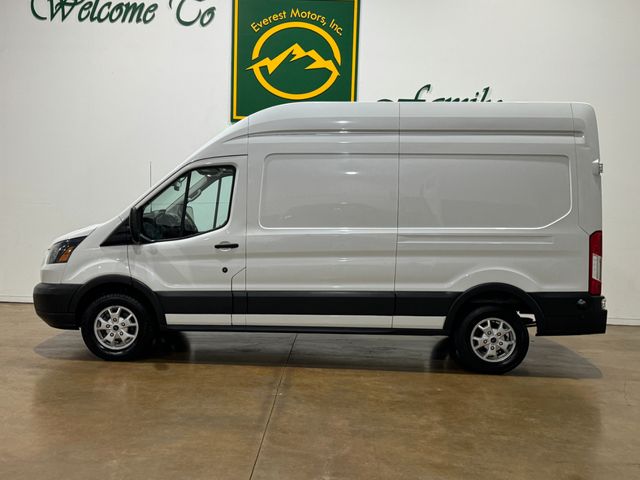 2016 Ford Transit Base