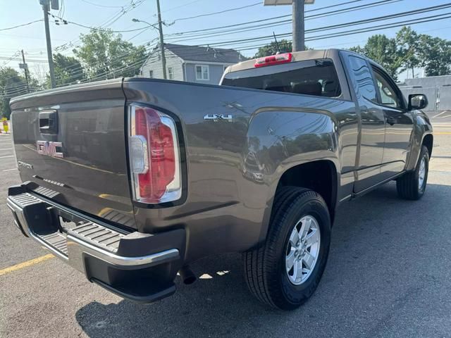 2016 GMC Canyon Base