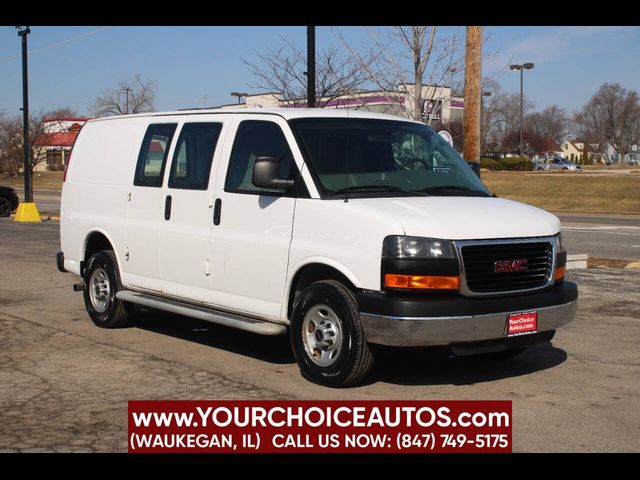 2016 GMC Savana Base