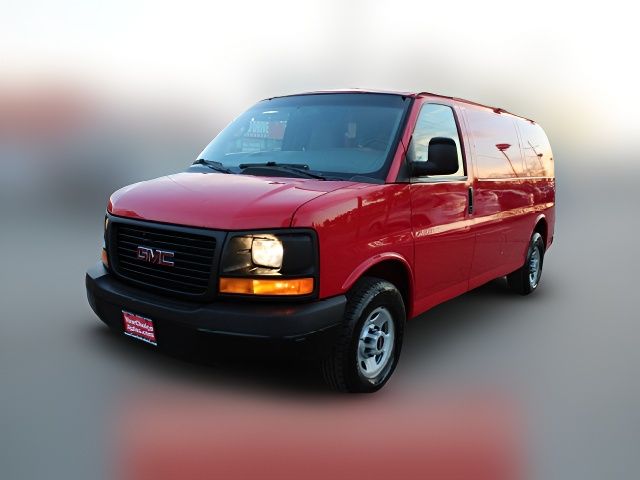 2016 GMC Savana Base