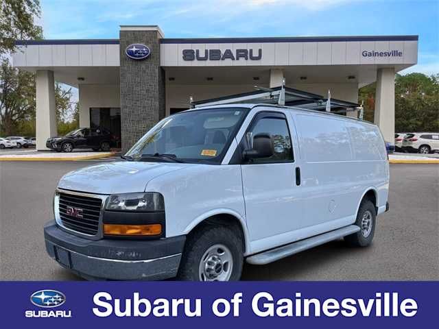 2016 GMC Savana Base