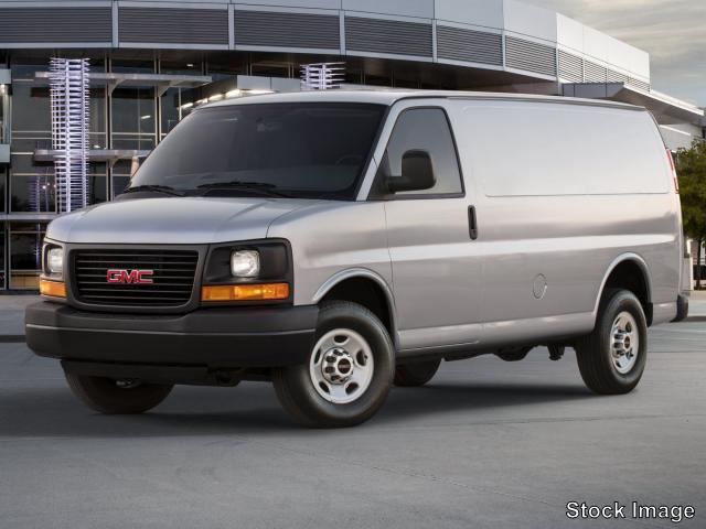 2016 GMC Savana Base