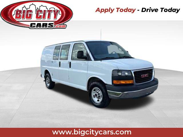 2016 GMC Savana Base