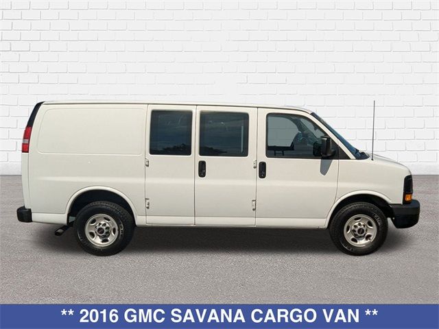 2016 GMC Savana Base