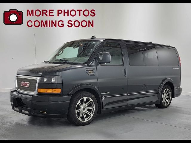 2016 GMC Savana Base