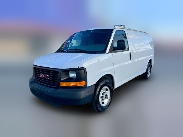 2016 GMC Savana Base