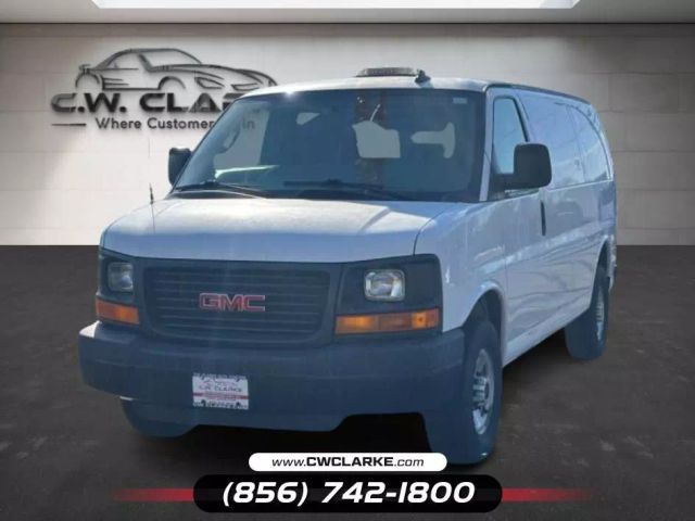 2016 GMC Savana Base