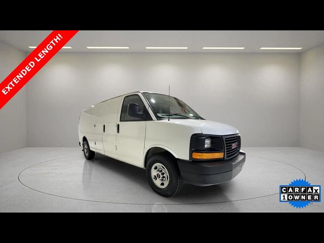 2016 GMC Savana Base