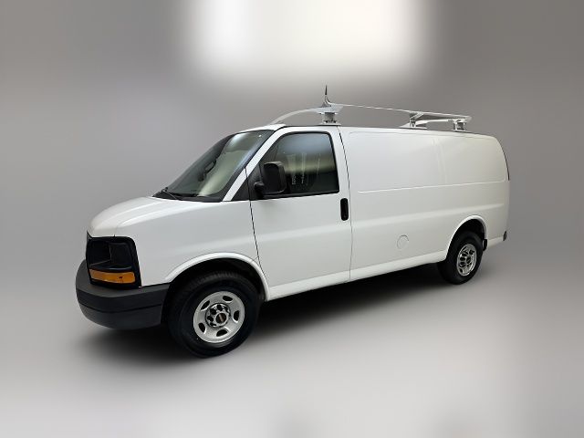 2016 GMC Savana Base