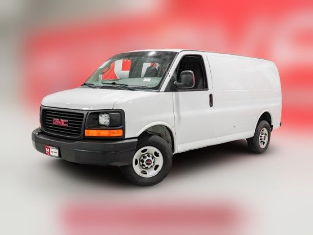 2016 GMC Savana Base