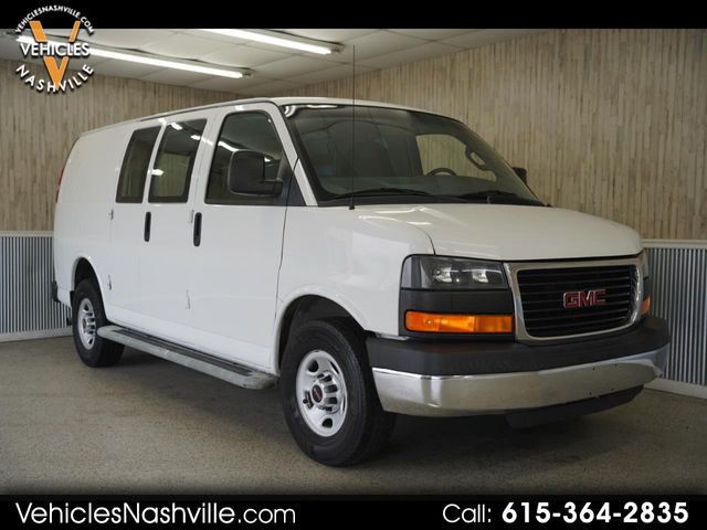 2016 GMC Savana Base