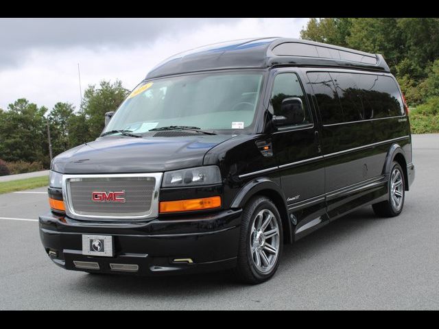 2016 GMC Savana Base