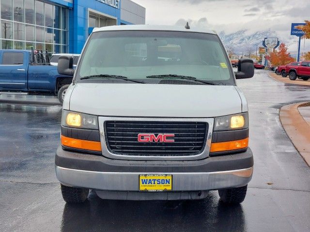 2016 GMC Savana LT