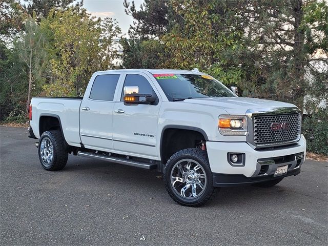 2016 GMC Sierra 2500HD Denali