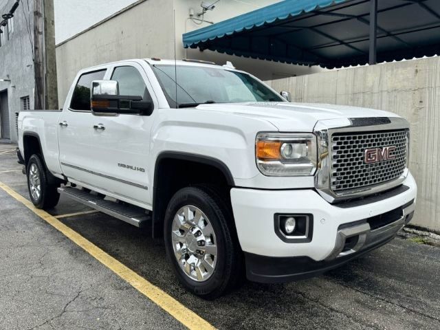 2016 GMC Sierra 2500HD Denali