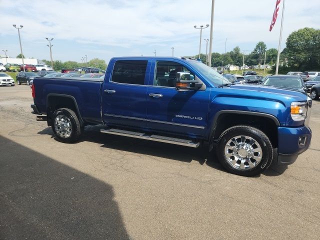 2016 GMC Sierra 2500HD Denali