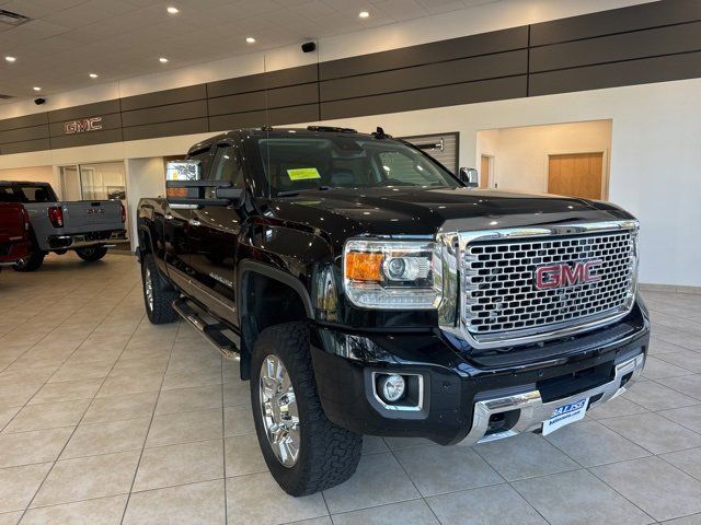 2016 GMC Sierra 2500HD Denali