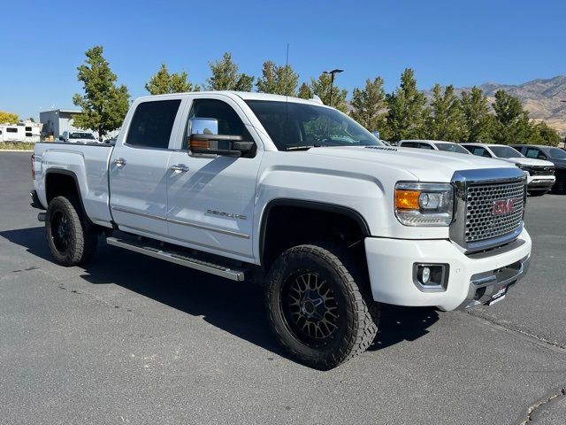 2016 GMC Sierra 3500HD Denali