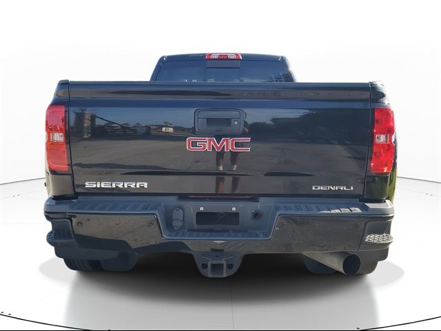 2016 GMC Sierra 3500HD Denali