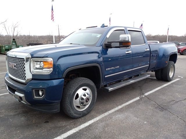 2016 GMC Sierra 3500HD Denali