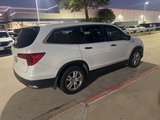 2016 Honda Pilot LX