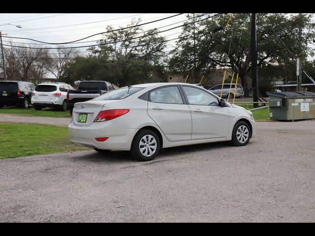 2016 Hyundai Accent SE