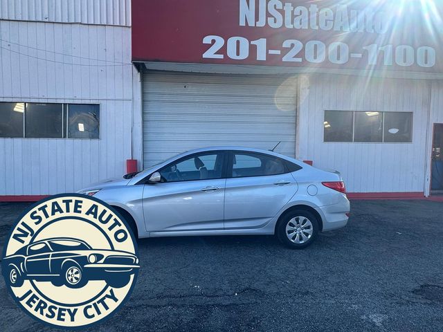2016 Hyundai Accent SE