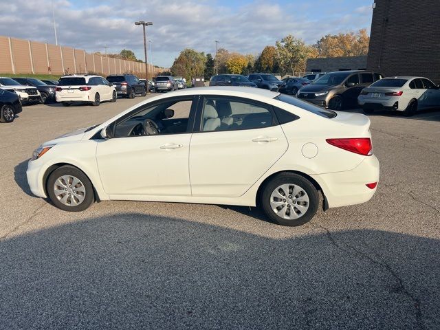 2016 Hyundai Accent SE