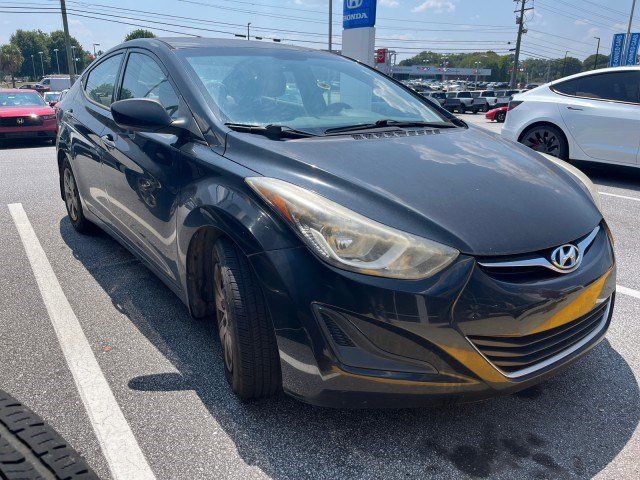 2016 Hyundai Elantra SE