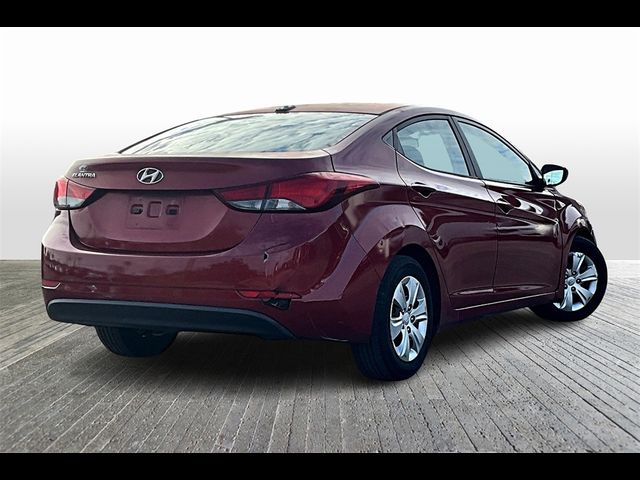 2016 Hyundai Elantra SE