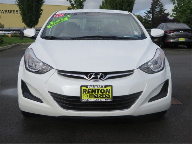 2016 Hyundai Elantra SE