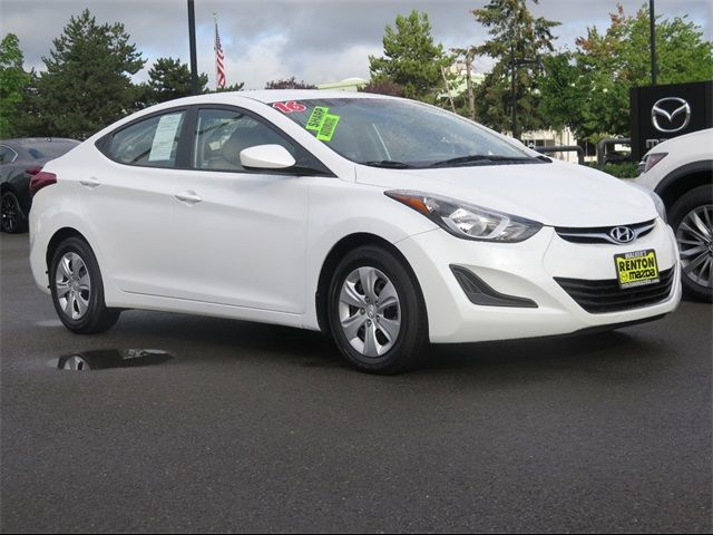 2016 Hyundai Elantra SE