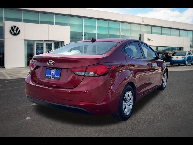 2016 Hyundai Elantra SE
