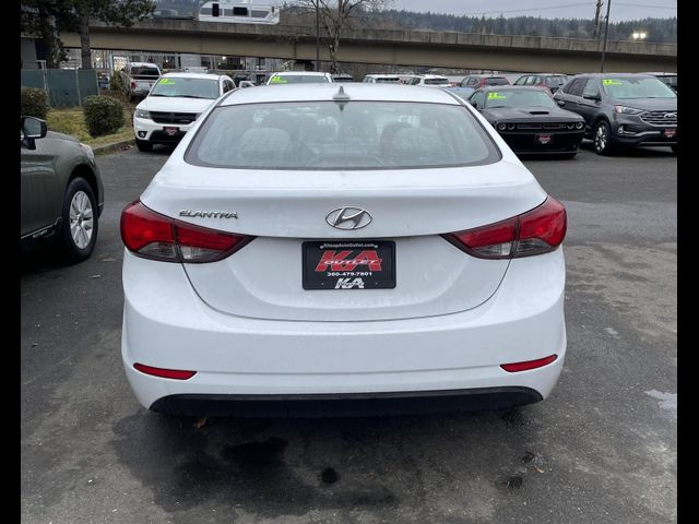 2016 Hyundai Elantra SE