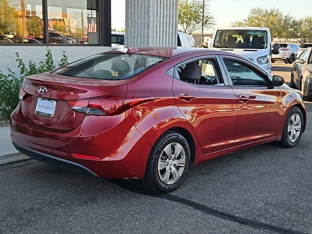 2016 Hyundai Elantra SE