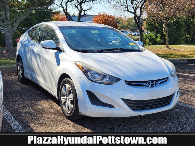 2016 Hyundai Elantra SE