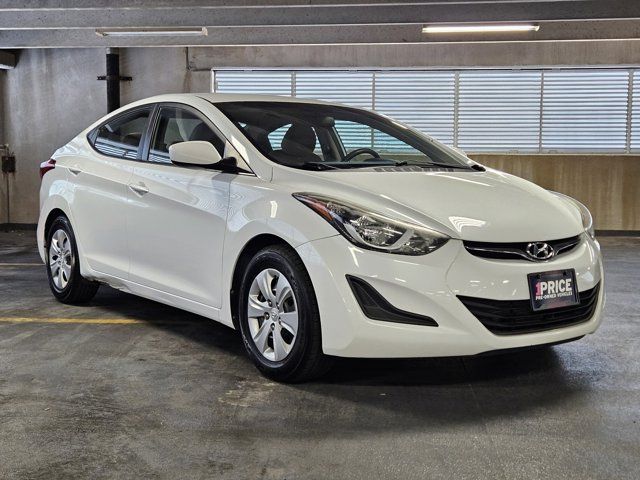 2016 Hyundai Elantra SE