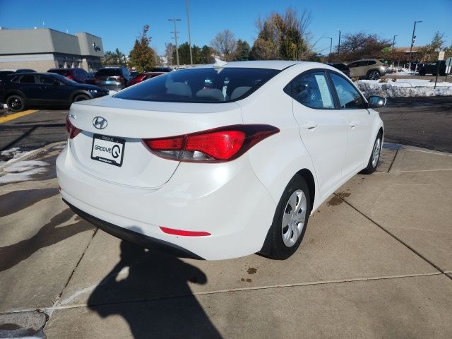 2016 Hyundai Elantra SE