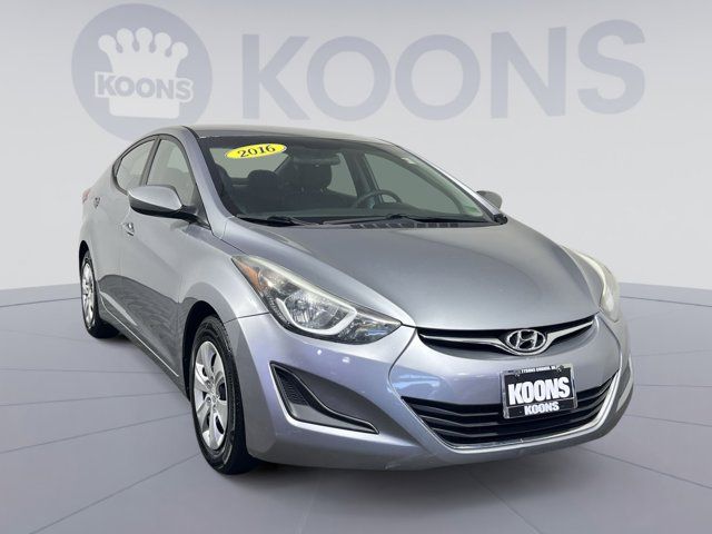 2016 Hyundai Elantra SE