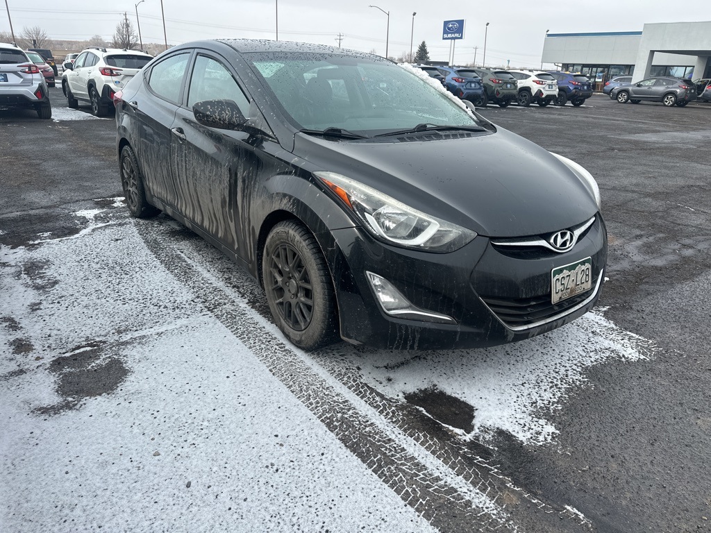Vehicle image 17 of 21