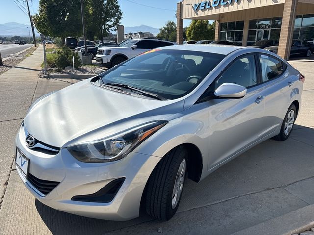 2016 Hyundai Elantra SE