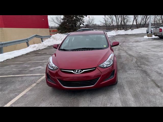 2016 Hyundai Elantra SE