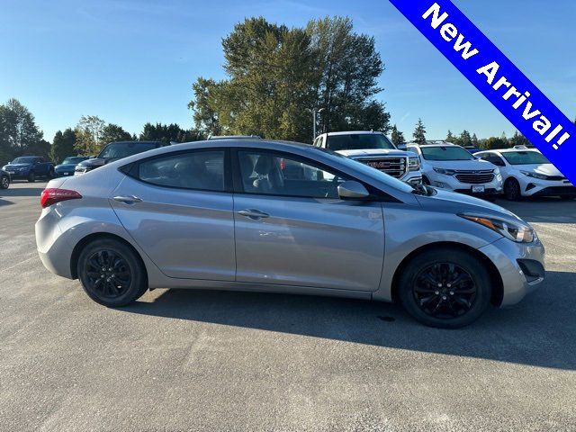 2016 Hyundai Elantra SE