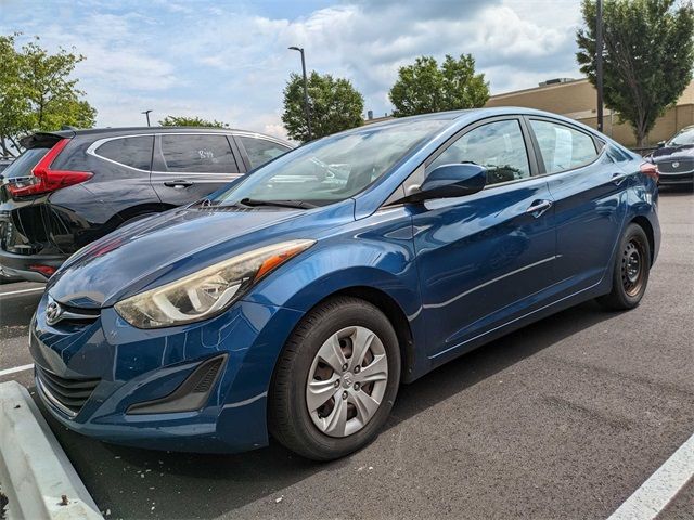 2016 Hyundai Elantra SE