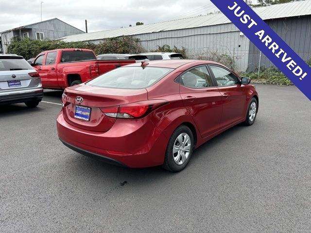 2016 Hyundai Elantra SE