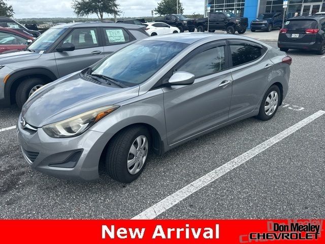 2016 Hyundai Elantra SE